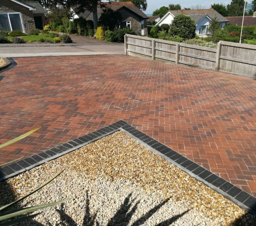 Block Paving patio in reading with boarders